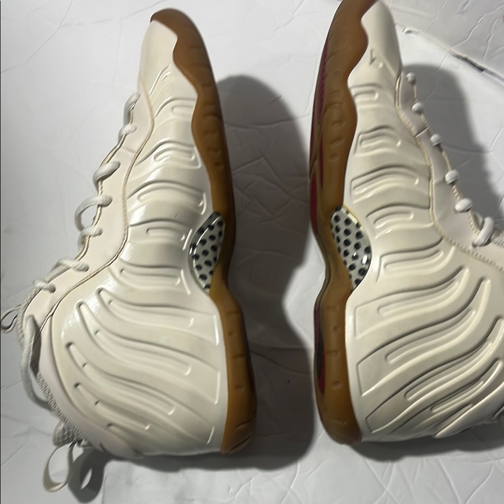 Men's Nike Cream Sneakers - Picture 12 of 13